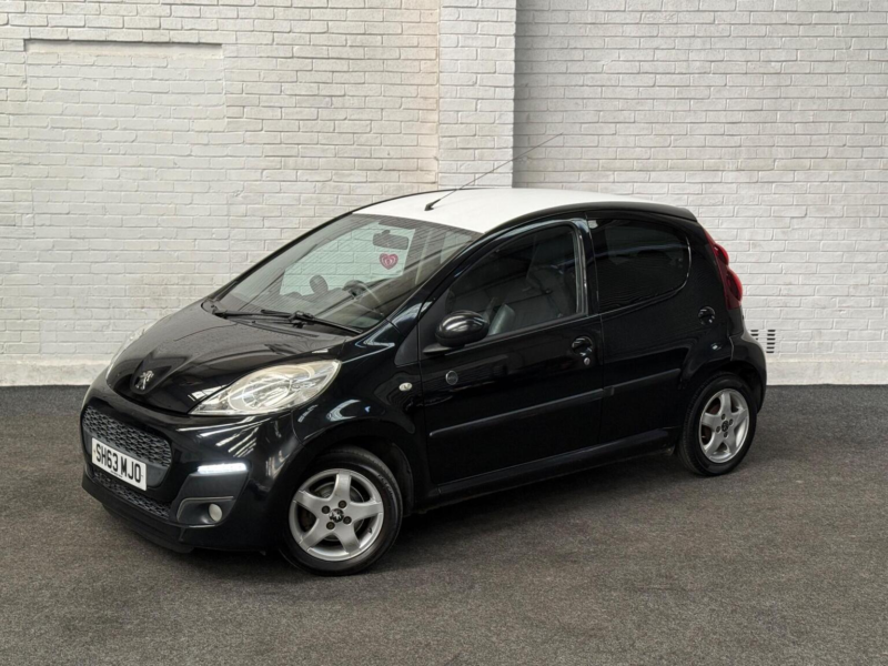 2013 Peugeot 107 1.0 12v Envy Euro 5 5dr in Black — image 1