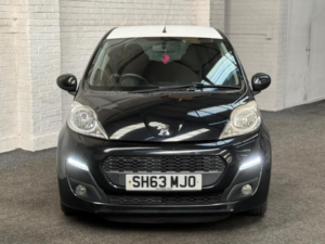 2013 Peugeot 107 1.0 12v Envy Euro 5 5dr in Black — image 3