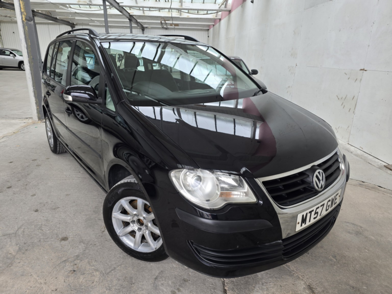 2007 Volkswagen Touran 1.6 S in Black — image 1
