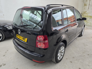 2007 Volkswagen Touran 1.6 S in Black — image 5