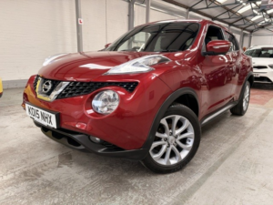 2015 Nissan Juke 1.5 Dci Tekna in Red — image 2