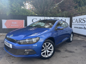 2011 Volkswagen Scirocco 2.0 Tdi Bluemotion Tech in Blue — image 5