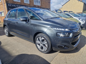 2016 Citroen C4 Picasso 1.6 Bluehdi Exclusive MPV 5dr Diesel Eat6 Euro 6 (s/s) (120 Ps) in Grey — image 2