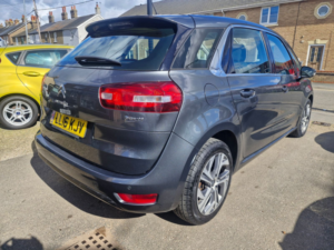 2016 Citroen C4 Picasso 1.6 Bluehdi Exclusive MPV 5dr Diesel Eat6 Euro 6 (s/s) (120 Ps) in Grey — image 3