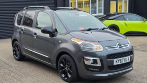 2017 Citroen C3 Picasso 1.6 Bluehdi Platinum Euro 6 5dr in Grey — image 4