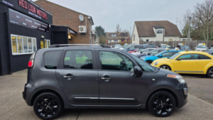 2017 Citroen C3 Picasso 1.6 Bluehdi Platinum Euro 6 5dr in Grey — image 5