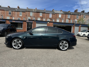 2015 Vauxhall Insignia 2.0 Cdti Ecoflex Sri Vx Line Nav in Green — image 6
