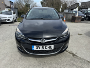 2015 Vauxhall Astra 2.0 Cdti Ecoflex Sri in Black — image 3