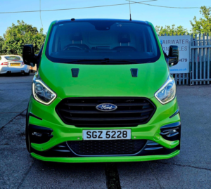 2020 Ford Transit Custom 170bhp Auto 280 Gt Carbon Le Mans Swb in Green — image 2