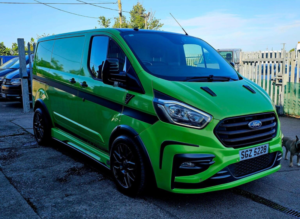 2020 Ford Transit Custom 170bhp Auto 280 Gt Carbon Le Mans Swb in Green — image 6