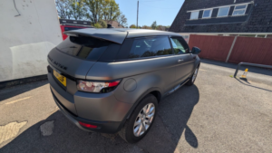 2015 Land Rover Range Rover Evoque 2.2 Ed4 Pure Tech in Grey — image 5