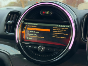 2018 MINI Countryman 1.5 Cooper Auto Euro 6 (s/s) 5dr in White — image 5