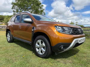 2020 Dacia Duster 1.5 Blue Dci Comfort Euro 6 (s/s) 5dr in Orange — image 3
