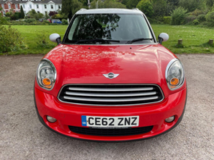 2012 MINI Countryman 1.6 Cooper D Euro 5 (s/s) 5dr in Red — image 6