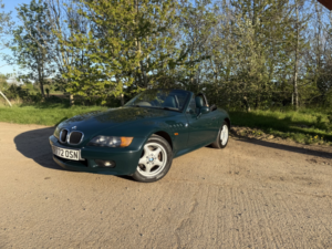 1998 BMW Z3 1.9 I in Green — image 4