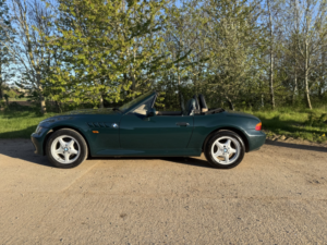 1998 BMW Z3 1.9 I in Green — image 5