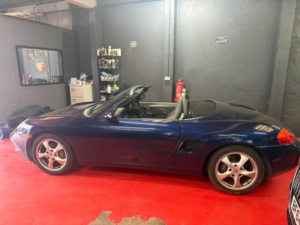 2001 Porsche Boxster 2.7 986 Tiptronic S 2dr in Blue — image 2