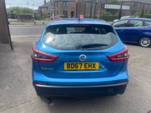 2017 Nissan Qashqai 1.2 Dig-T Acenta SUV 5dr Petrol Manual Euro 6 (s/s) (115 Ps) in Blue — image 5