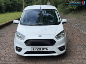 2020 Ford Transit Courier 1.0 Ecoboost Limited in White — image 3