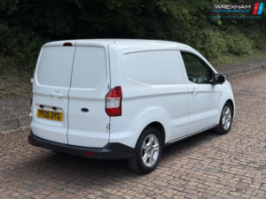 2020 Ford Transit Courier 1.0 Ecoboost Limited in White — image 6