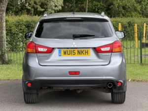 2015 Mitsubishi Asx 2.2 Di-D 4 in Grey — image 5