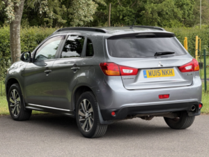 2015 Mitsubishi Asx 2.2 Di-D 4 in Grey — image 6