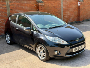 2012 Ford Fiesta 1.25 Zetec 3dr in Black — image 2