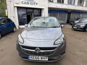 2017 Vauxhall Corsa 1.4i Se Auto Euro 6 5dr in Grey — image 5