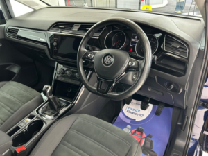 2019 Volkswagen Touran 2.0 Tdi Sel Euro 6 (s/s) 5dr in Blue — image 6