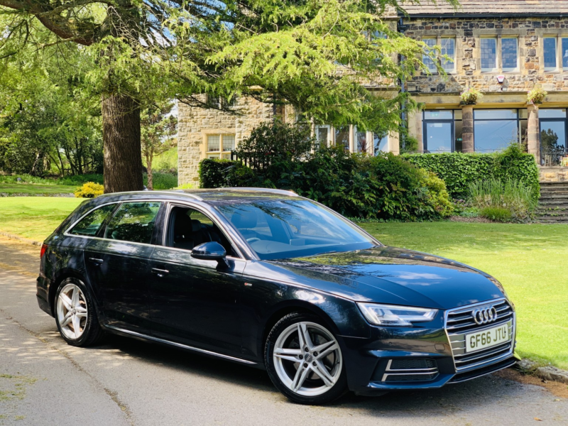 2016 Audi A4 Avant 2.0 Tdi S Line in Blue — image 1