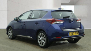 2017 Toyota Auris 1.8 Vvt-H Excel CVT Euro 6 (s/s) 5dr (safety Sense) in Blue — image 4