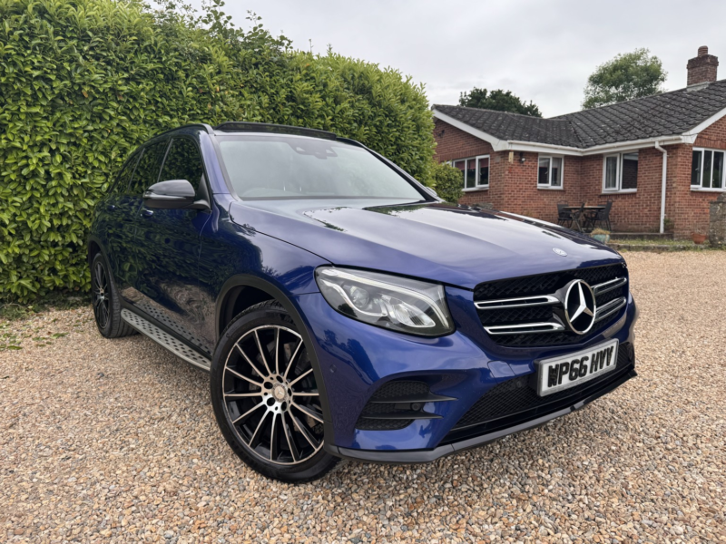 2016 Mercedes-Benz Glc 2.1 Glc250d Amg Line in Blue — image 1