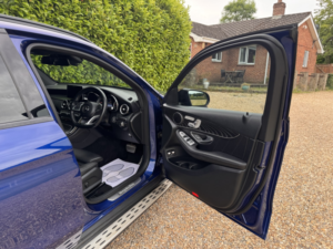 2016 Mercedes-Benz Glc 2.1 Glc250d Amg Line in Blue — image 5