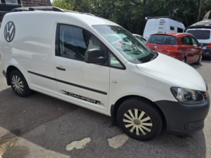 2013 Volkswagen Caddy 1.6 Tdi C20+ Startline in White — image 5