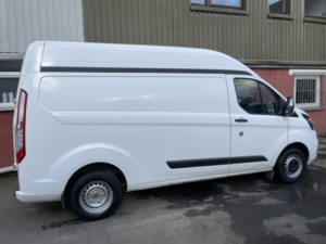 2022 Ford Transit Custom 2.0 Transit Custom Trend Van 300 L2 2.0l Ecoblue 105ps Fwd 6 Speed Manual in White — image 4