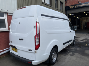 2022 Ford Transit Custom 2.0 Transit Custom Trend Van 300 L2 2.0l Ecoblue 105ps Fwd 6 Speed Manual in White — image 5