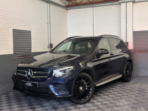 2016 Mercedes-Benz Glc 2.1 Glc250d Amg Line (premium) SUV 5dr Diesel G-Tronic 4matic Euro 6 (s/s) (204 Ps) in Blue — image 2