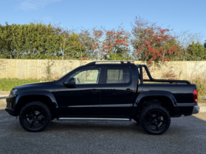 2013 Volkswagen Amarok 2.0 Bitdi Bluemotion Tech Highline in Black — image 5