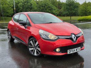 2015 Renault Clio 1.5 Dci Dynamique S Medianav Edc Euro 5 5dr in Red — image 3