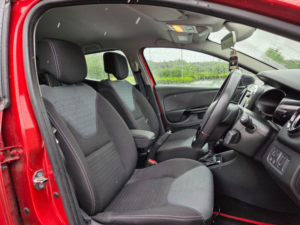 2015 Renault Clio 1.5 Dci Dynamique S Medianav Edc Euro 5 5dr in Red — image 4