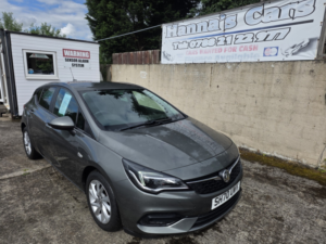 2020 Vauxhall Astra 1.5 Turbo D Business Edition Nav in Grey — image 2