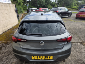 2020 Vauxhall Astra 1.5 Turbo D Business Edition Nav in Grey — image 6