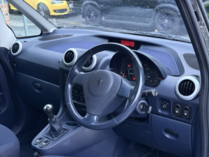 2005 Peugeot 1007 1.4 Dolce in Grey — image 3