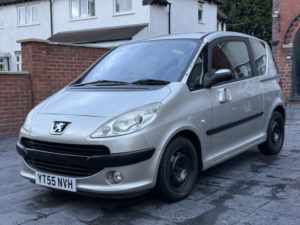 2005 Peugeot 1007 1.4 Dolce in Grey — image 5