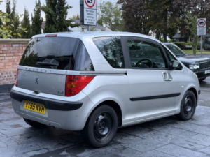 2005 Peugeot 1007 1.4 Dolce in Grey — image 6