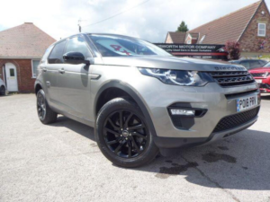 2018 Land Rover Discovery Sport 2.0 Td4 Se Tech Auto 4WD Euro 6 (s/s) 5dr in Silver — image 2