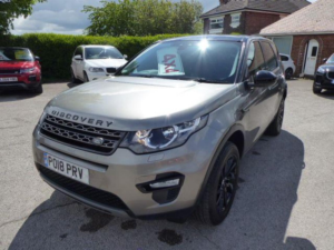 2018 Land Rover Discovery Sport 2.0 Td4 Se Tech Auto 4WD Euro 6 (s/s) 5dr in Silver — image 5