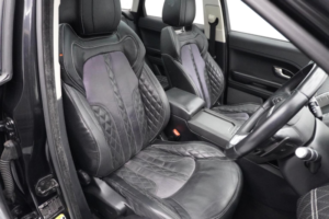 2013 Land Rover Range Rover Evoque 2.2 Sd4 Pure Tech 4WD Euro 5 (s/s) 5dr in Black — image 4