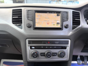 2017 Volkswagen Golf Sv 1.6 Tdi Bluemotion Tech Se Euro 6 (s/s) 5dr in Silver — image 4