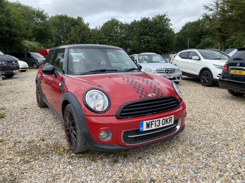 2013 MINI Hatch 1.6 Cooper D Hatch in Red — image 1